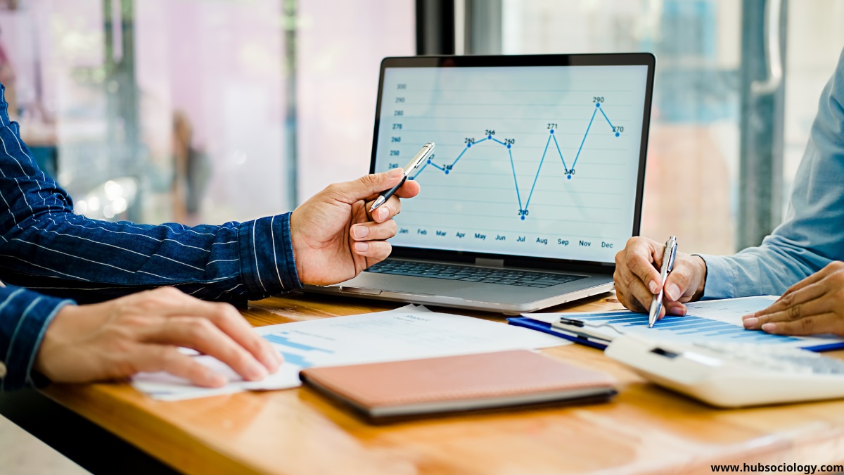 Mean, Median and Mode: Finding the Center of Sociological Data