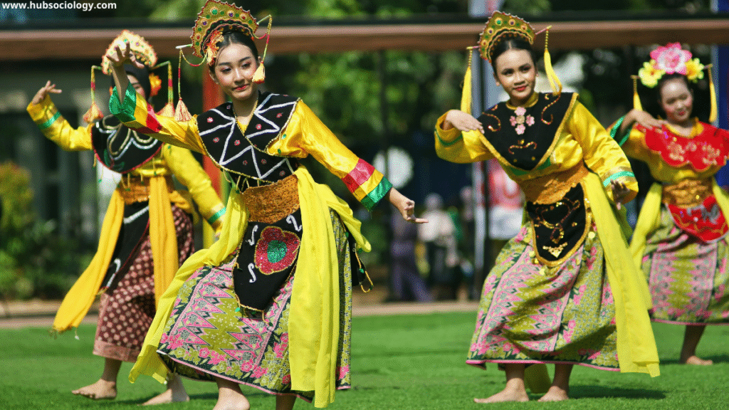 Geopolitics and Society: Russia vs China in Central Asia